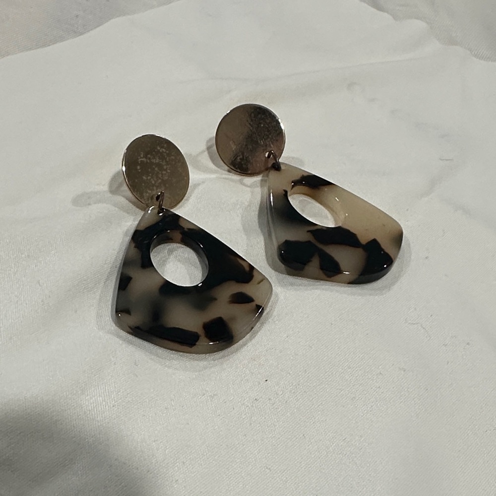 Leopard Print Dangle Earrings
